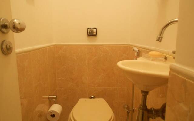 Gohouse - Elizabeth 305