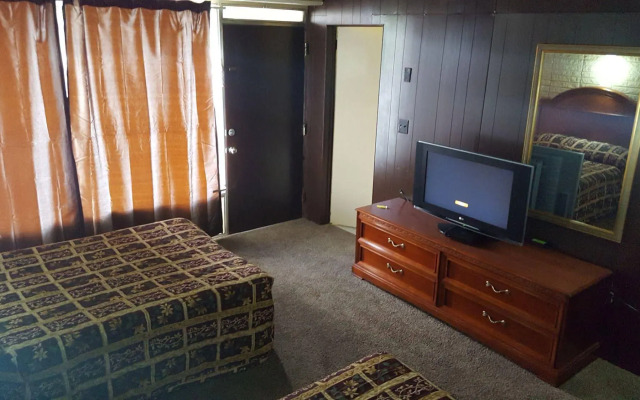 Breezwood Motel