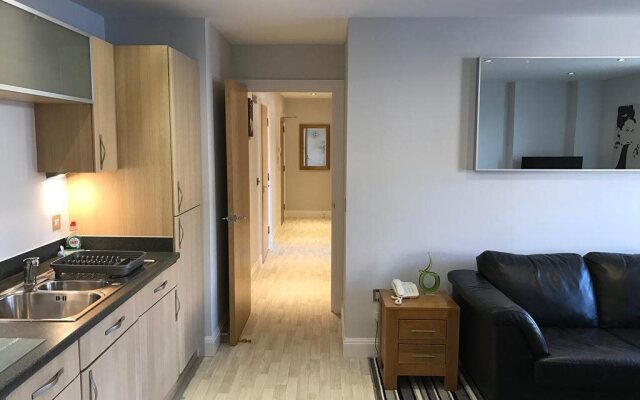 Pelican House Apartments