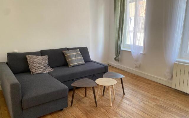 1st Floor Cozy Central Flat with free parking