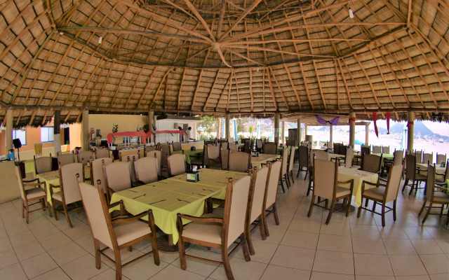 Hotel Marina Puerto Dorado
