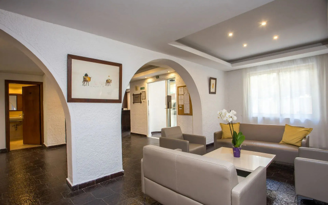 Royal Apart Hotel