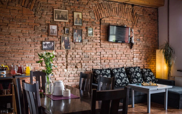 3 Bros' Hostel Cieszyn