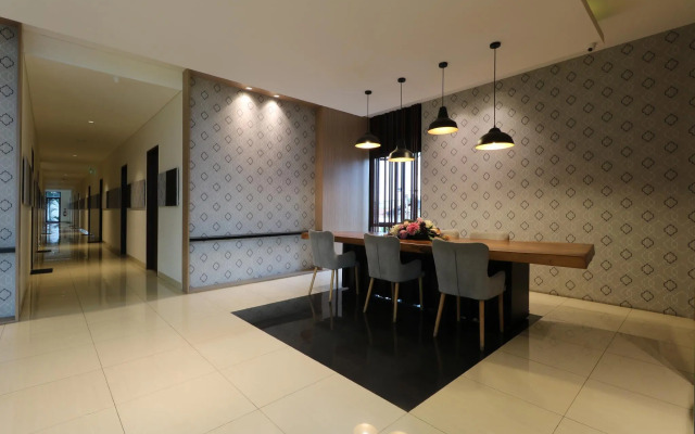 Plaza 54 Residence (Vaccinated Staff)