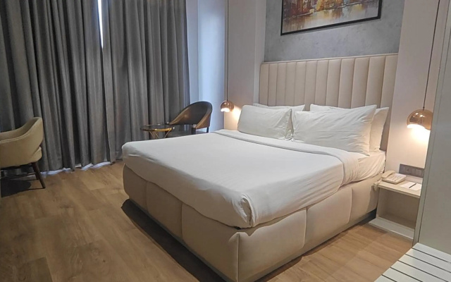 Sapna Clarks Inn – Guest Rooms – Lucknow