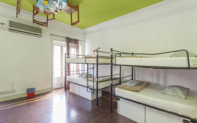 Urban Garden Hostel