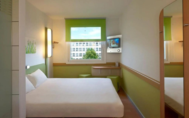 ibis budget Warszawa West Station