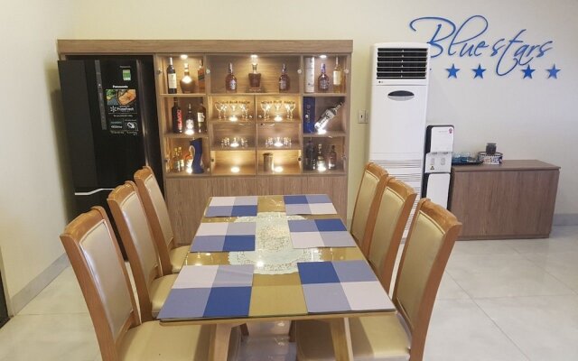Blue Star Hotel