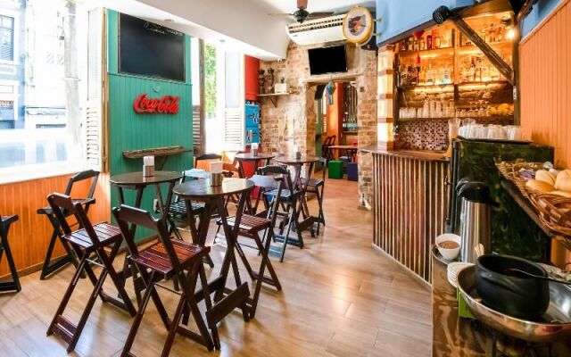 Oyo 131 Girassol Carioca