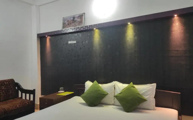 Indira Lodge