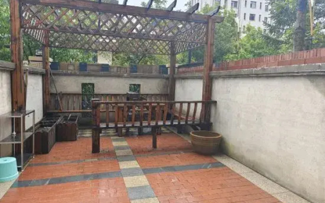 Changchun Light Luxury Banshan Hot Spring Homestay