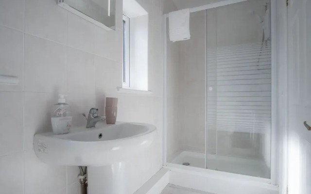 Sunbeam - 2 Bedroom Apartment - Pendine