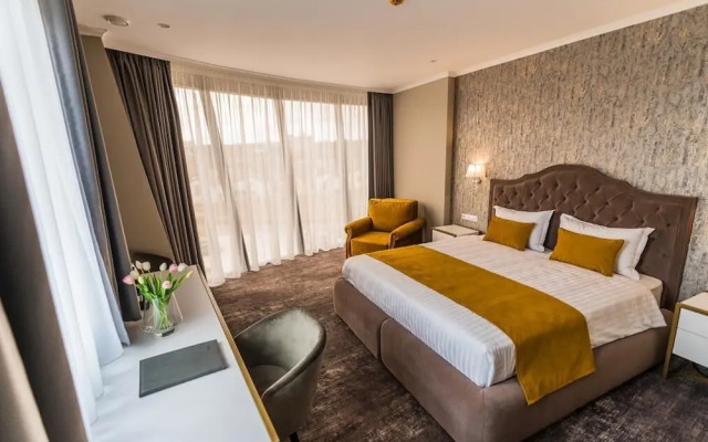 Hotel Aventus