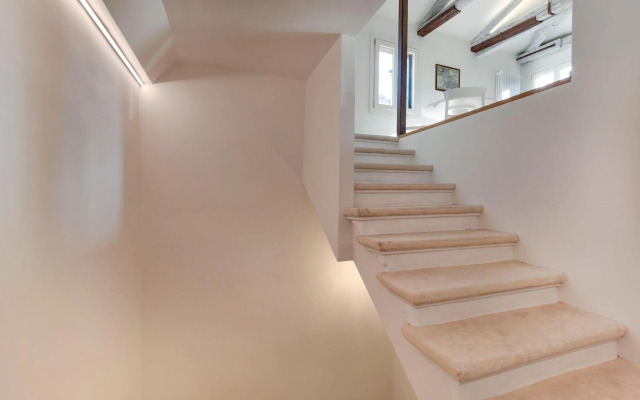 Venice Skyline View Studio Apartment M0270428215