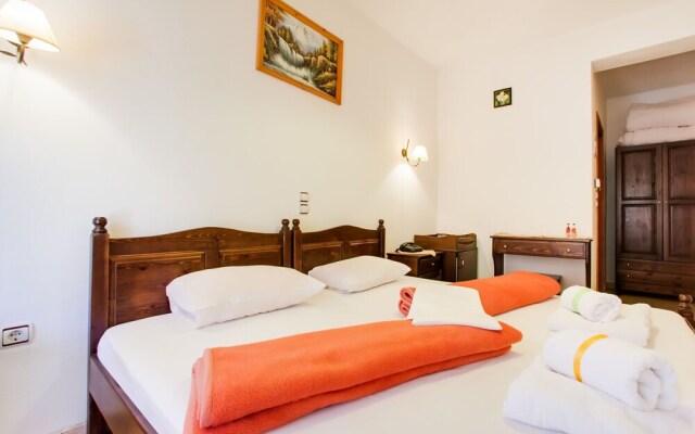 Simplistic Holiday Home in Stournareika With Balcony