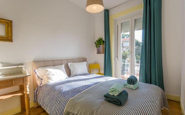 Charming flat with 2 bedrooms on Lisbon's 7th hill