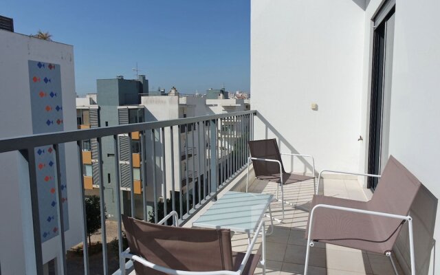 B04 - Luxury 2 bed with top terrace pool by DreamAlgarve