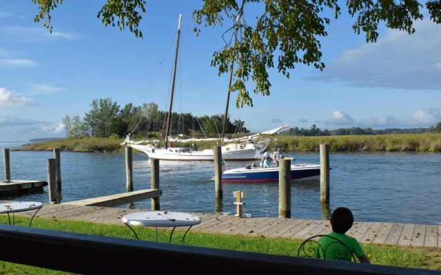 The Tilghman Island Inn
