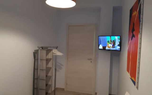 Cesare's Guests Acitrezza