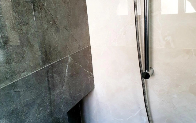 2 Bedroom Cozy Apartment near Tourist Area, 200m from sea