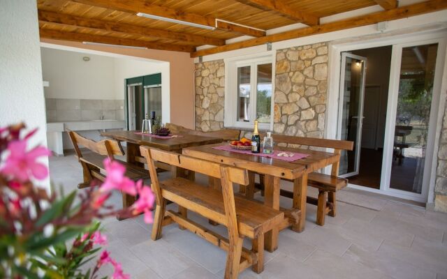 Villa Tina with Private Pool