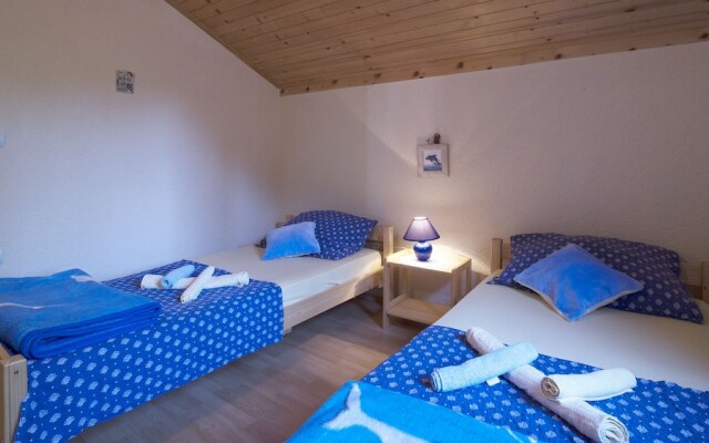 Holiday House