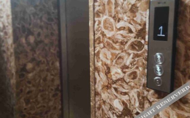 Yajiang Guya Shengshan Hotel