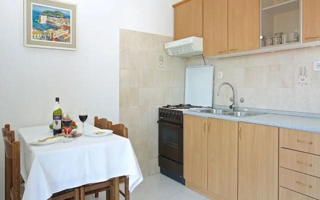 Vibo - Parking and Barbecue - A3 Vinka 3