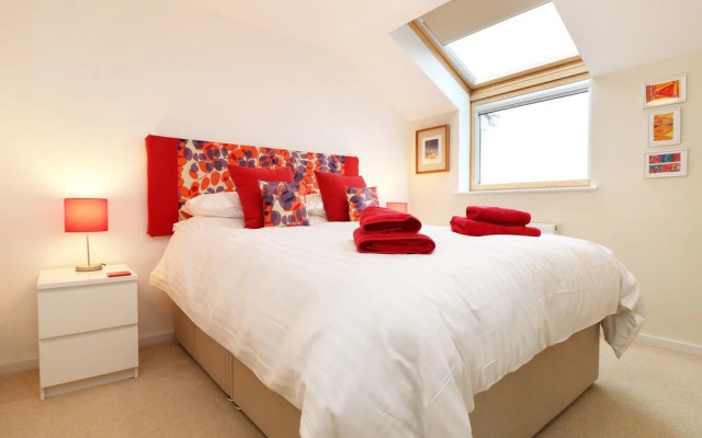 Chy Kerris, Carbis Bay