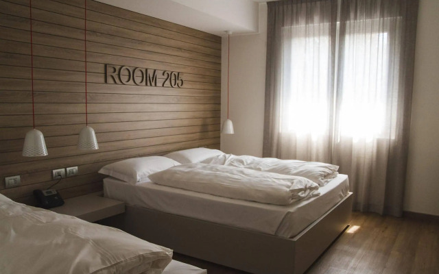 B612 Hotel