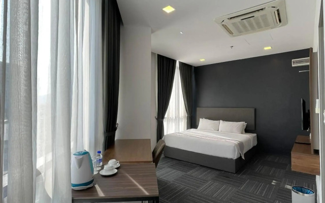 WE Hotel