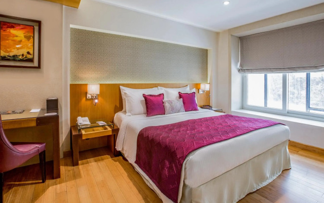 Hotel Bawa Continental