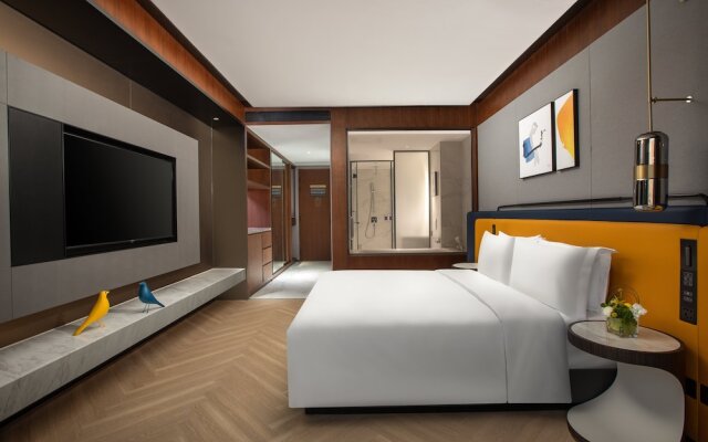 voco Hefei Binhu by IHG