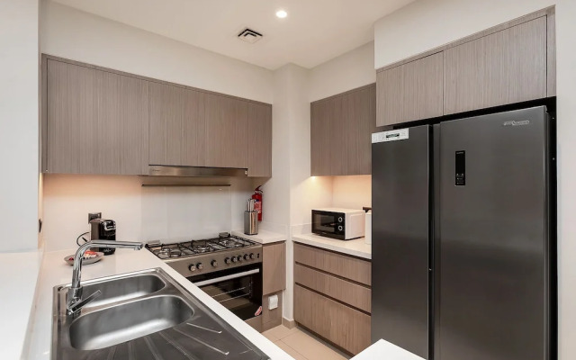 Luxury Burj Khalifa View 4BR