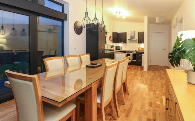 2 Strathtay Lodges