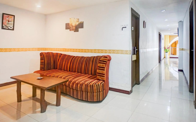 OYO 2574 Z Suites Hotel