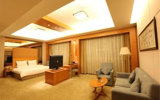 Bolt Hotel Dalian