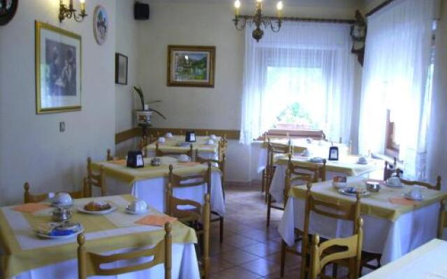 Albergo Bar Meuble Al Gallo