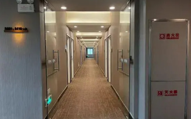 7 Continents Business Tourism Hotel