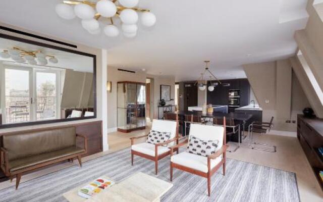 Beautiful Westminster Suites by Sonder