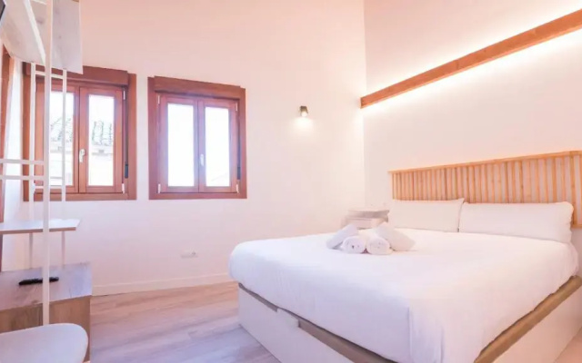 Casas de Trastámara by Toledo AP