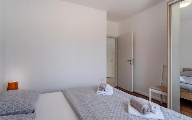 Apartment Mirna