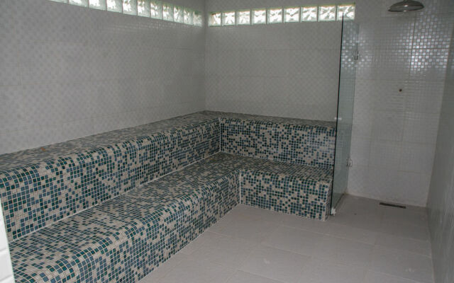 Hotel Mil Flores