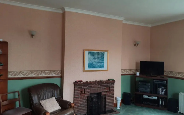 Self Contained Apartment in Winterton Hall