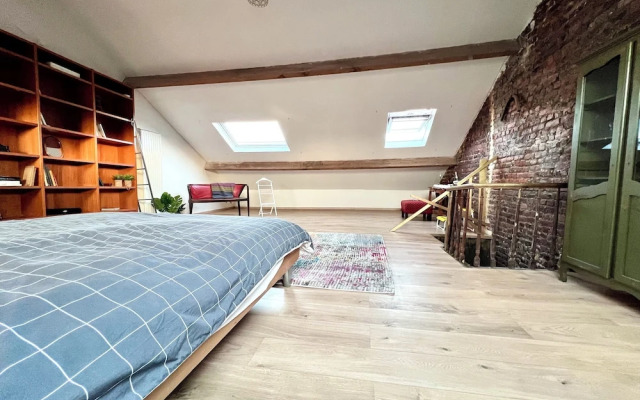 Spacious Family Apartment Midi
