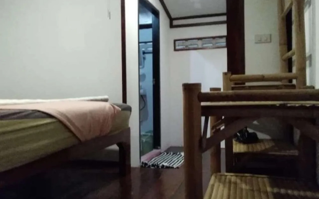 Comon Bungalow - Hostel