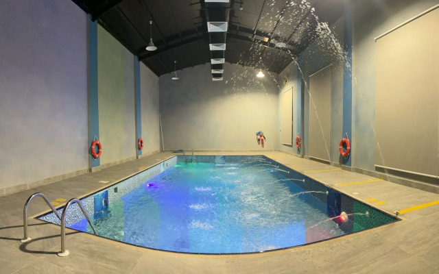 Hotel AlMada Alarabia