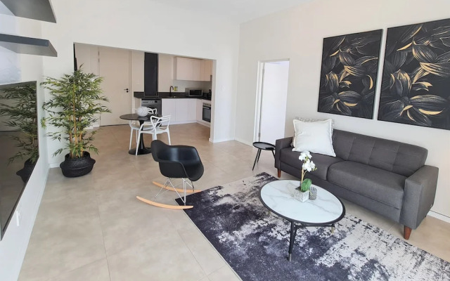 MINT Apartments Greenside