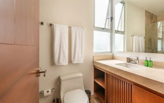 NHOA 211A Lux 2BR Pool View Aldea Zama