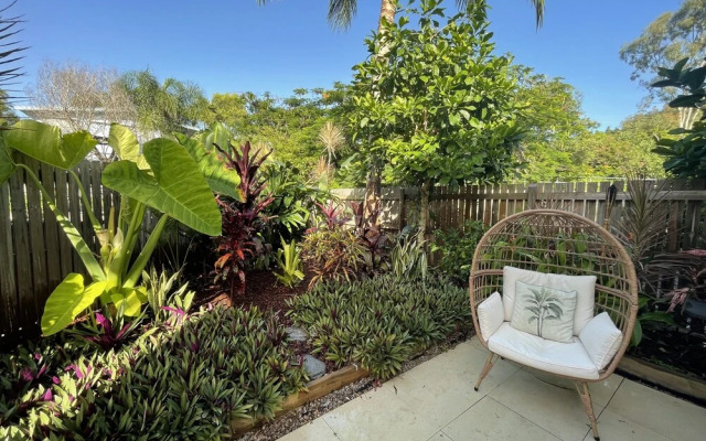 Paradise Palms